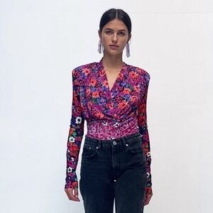 Printed shoulder pad top
